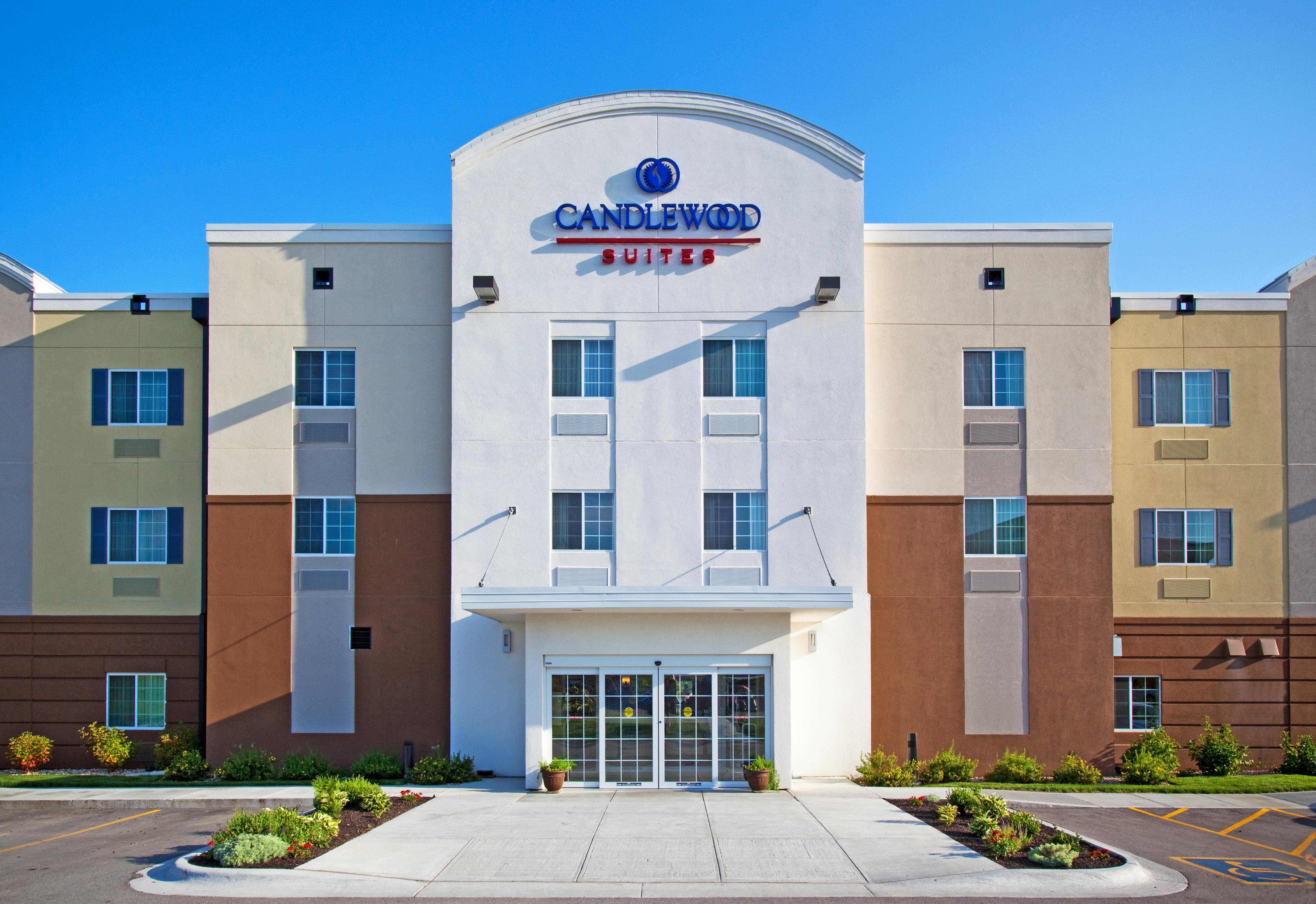 Candlewood Suites Bellevue Exterior photo