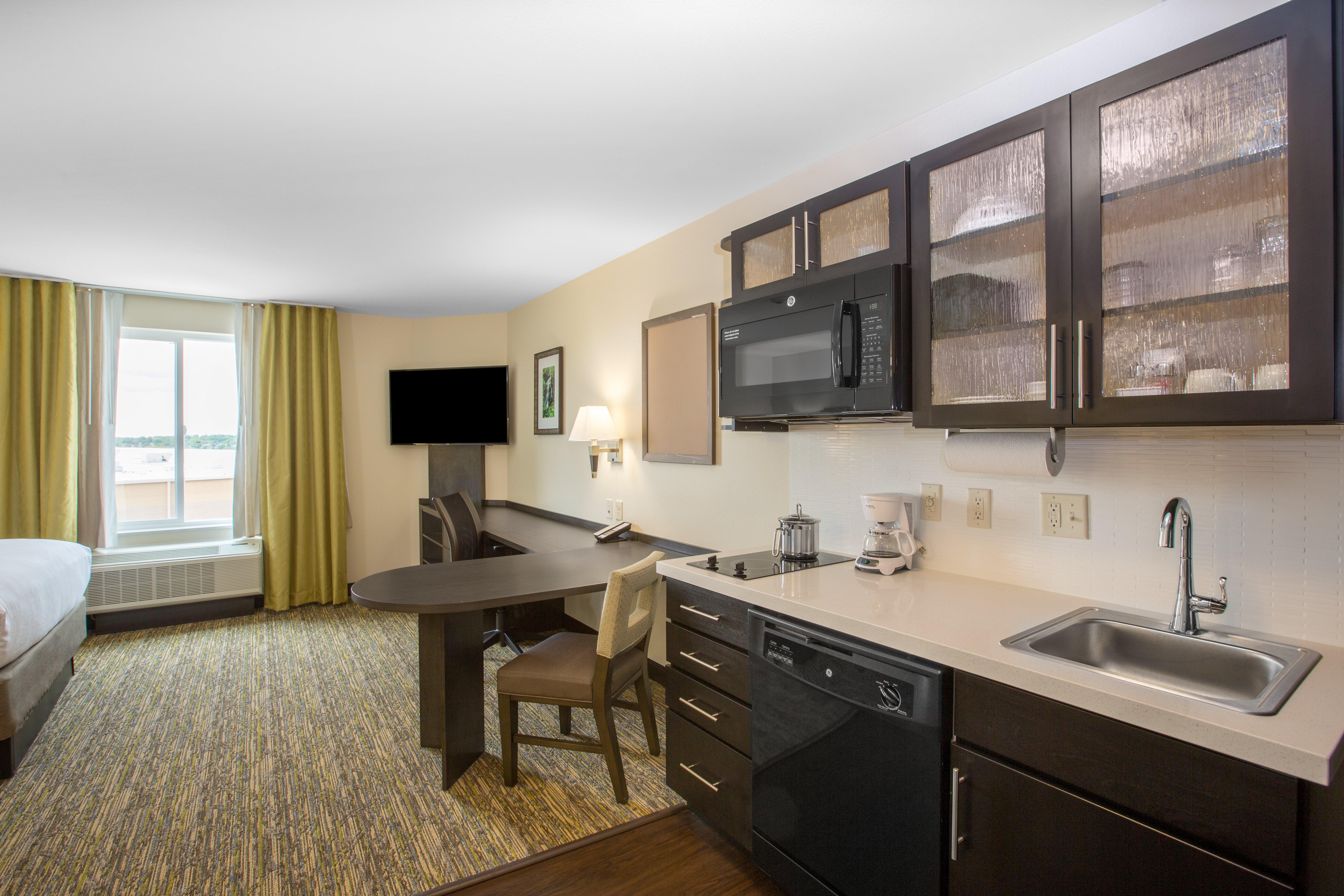 Candlewood Suites Bellevue Exterior photo