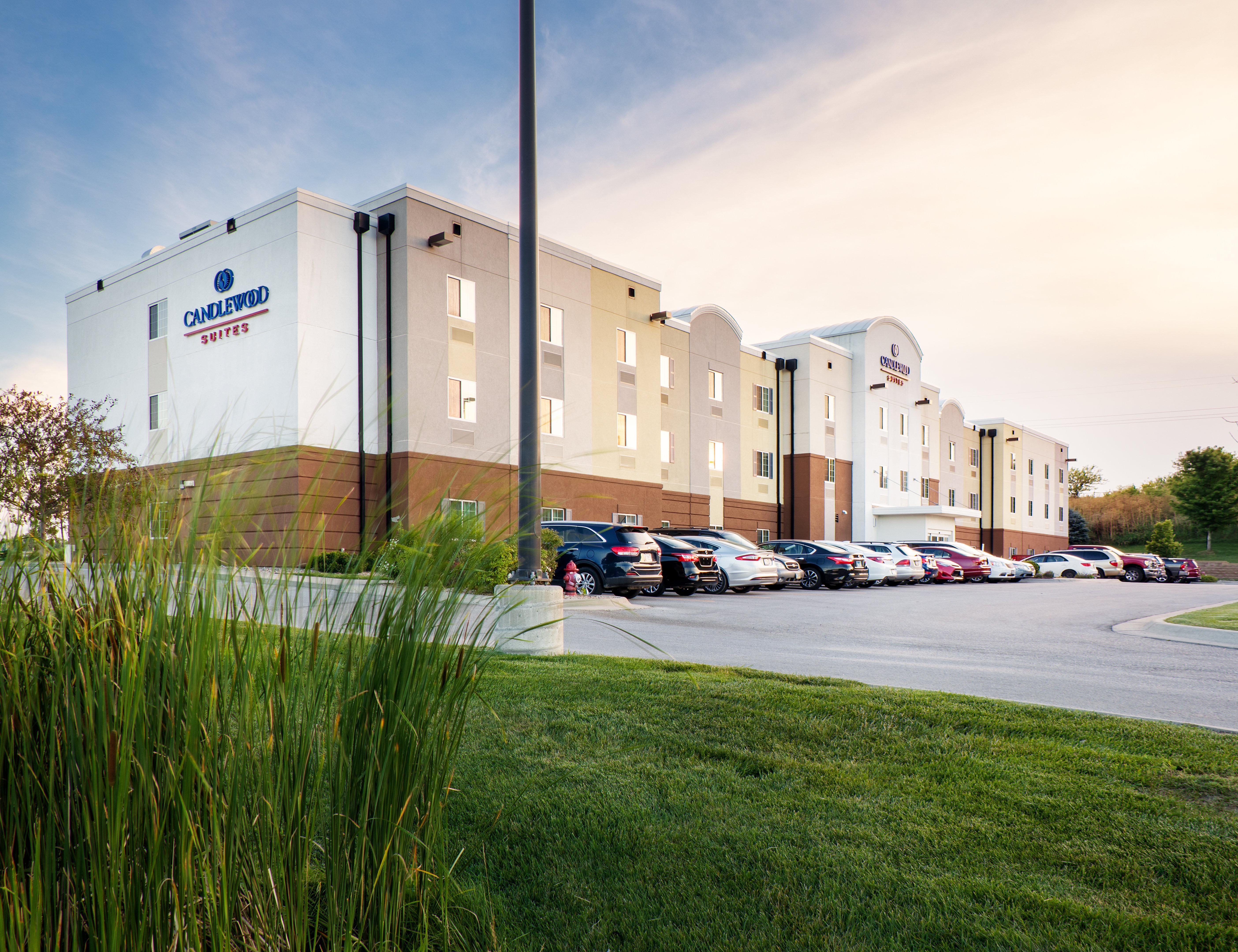Candlewood Suites Bellevue Exterior photo