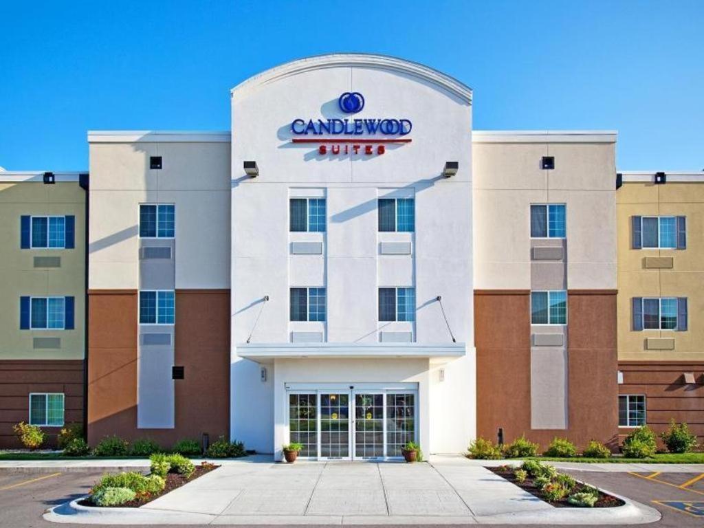 Candlewood Suites Bellevue Exterior photo
