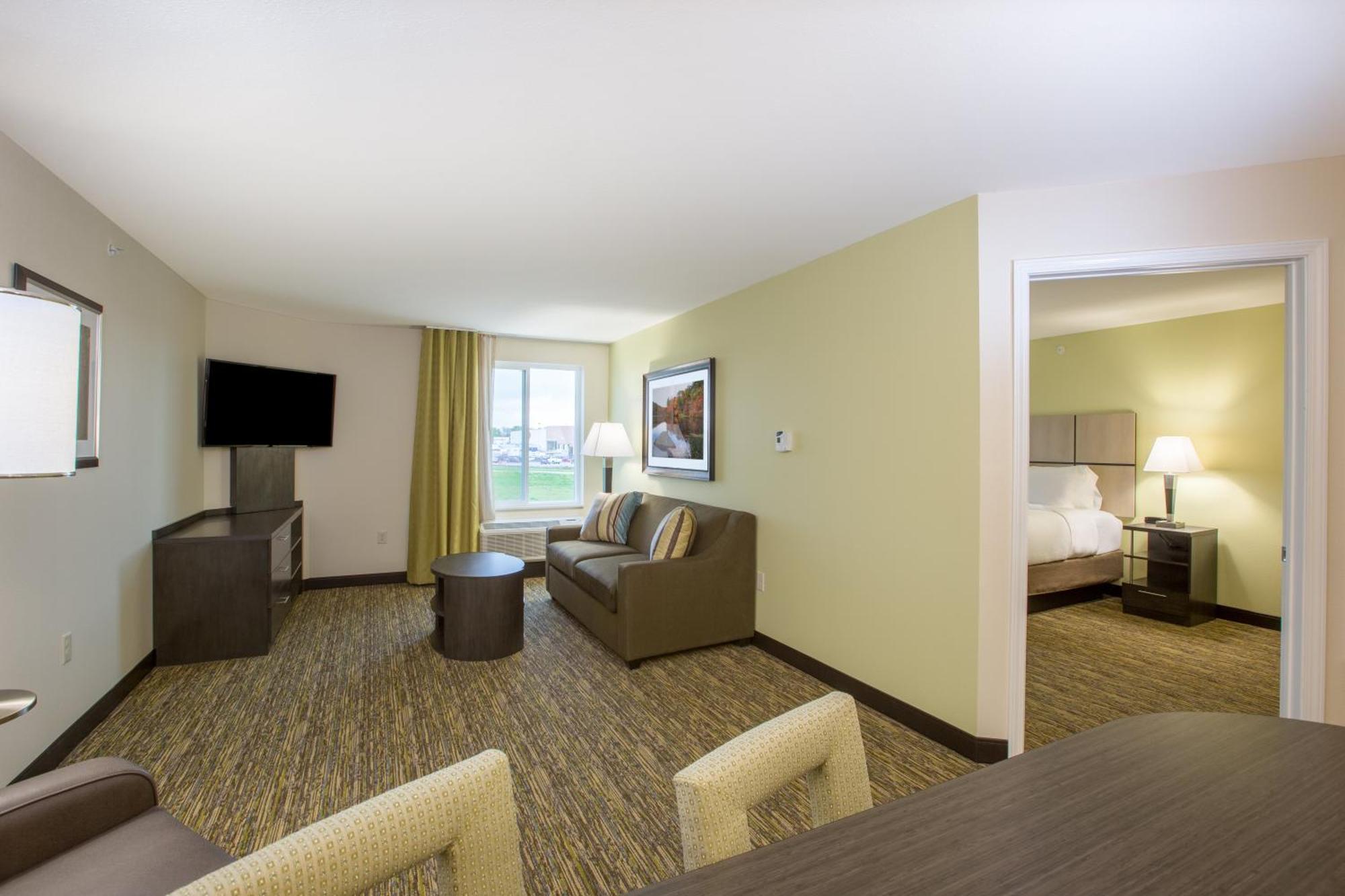 Candlewood Suites Bellevue Exterior photo